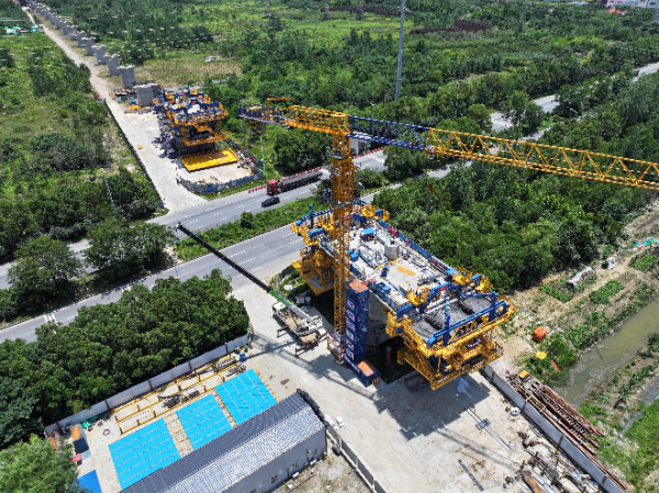 五新智能悬臂造桥机：全周期护航，以服务铺就桥梁建设通途